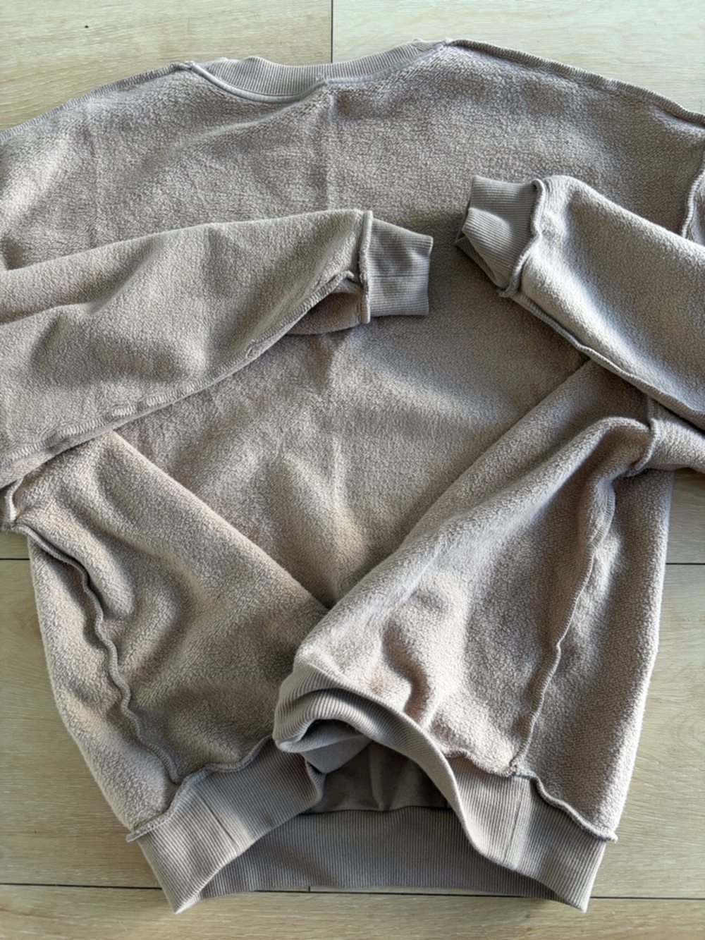 Accolade Crew Neck Pullover - Picture 11 of 15